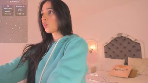 Valentina  online show from February 5, 2026, 10:31 am