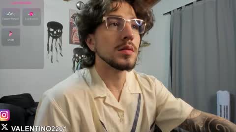 valentino online show from October 31, 2025, 2:34 am