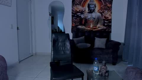    online show from October 28, 2025, 8:22 pm