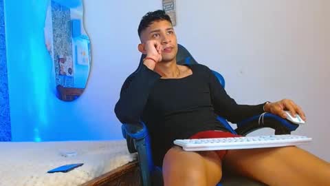 Snapshot of valentino_fs chatting on September 29, 2025, 6:46 pm Mistery Guy online show from September 29, 2025, 6:46 pm