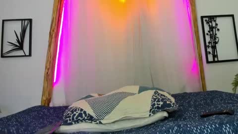 Valentino online show from December 7, 2024, 6:59 pm