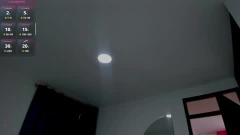 Snapshot of valentino_santos chatting on October 4, 2025, 7:23 pm valentino santos online show from October 4, 2025, 7:23 pm