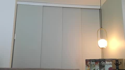 Snapshot of valentinocerati chatting on December 21, 2024, 5:47 am ValentinoCerati online show from December 21, 2024, 5:47 am