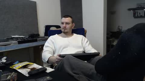 Snapshot of valentinofit chatting on January 7, 2025, 6:24 pm Valentino online show from January 7, 2025, 6:24 pm