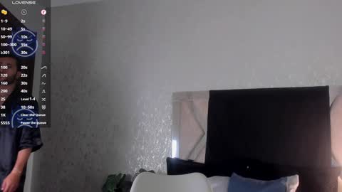 Snapshot of valentinoford chatting on December 4, 2024, 9:07 am Valentino online show from December 4, 2024, 9:07 am