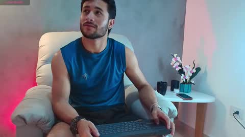 Snapshot of valentinoford chatting on March 4, 2025, 12:39 am Valentino online show from March 4, 2025, 12:39 am