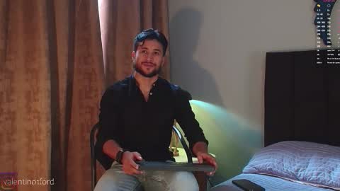 Snapshot of valentinoford chatting on September 10, 2025, 8:42 pm Valentino online show from September 10, 2025, 8:42 pm