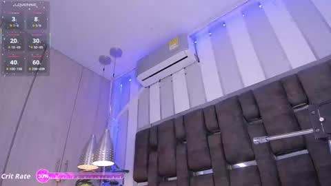 Snapshot of valentinomoreti chatting on October 6, 2025, 2:36 pm Valentino online show from October 6, 2025, 2:36 pm