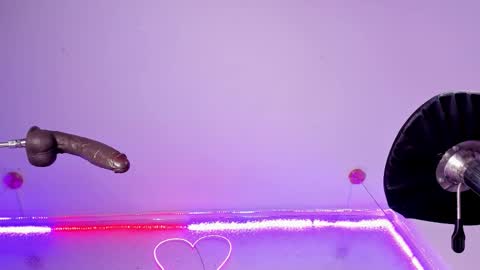 Snapshot of valentinomoreti chatting on October 25, 2025, 5:15 am Valentino online show from October 25, 2025, 5:15 am