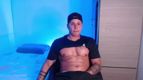 Snapshot of valentinosex_1 chatting on July 1, 2026, 10:42 pm VALENTINO online show from July 1, 2026, 10:42 pm