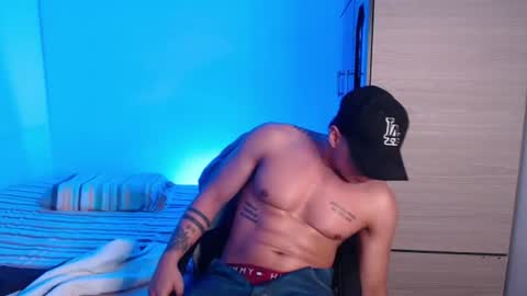 Snapshot of valentinosex_1 chatting on August 3, 2026, 11:08 pm VALENTINO online show from August 3, 2026, 11:08 pm