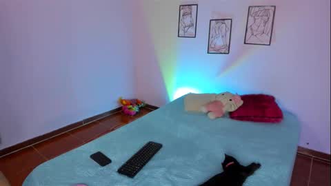 valeri_10 online show from September 28, 2025, 2:17 am