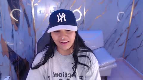Snapshot of valeri_harpers4 chatting on September 15, 2025, 1:22 pm valeri_harpers4 online show from September 15, 2025, 1:22 pm