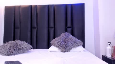 valeri_tafur online show from January 13, 2025, 10:58 am