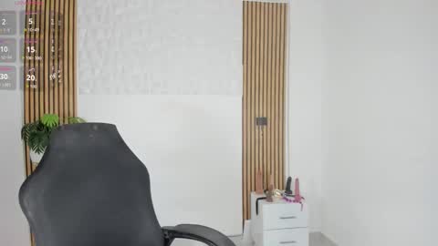 Snapshot of valeria_acosta_ chatting on December 16, 2025, 9:42 pm Valeria Acosta online show from December 16, 2025, 9:42 pm