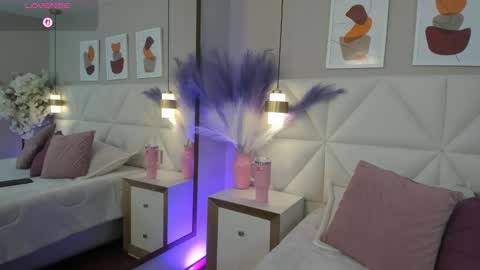 valeria_carter_ online show from November 9, 2025, 12:03 pm