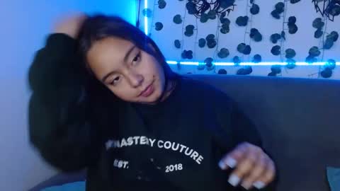 Snapshot of valeria_cherry chatting on December 21, 2024, 4:41 am valeria online show from December 21, 2024, 4:41 am