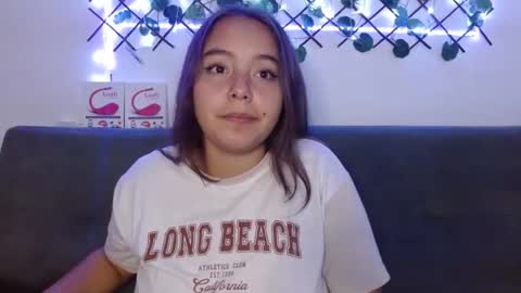 Snapshot of valeria_cherry chatting on February 22, 2025, 9:23 am valeria online show from February 22, 2025, 9:23 am