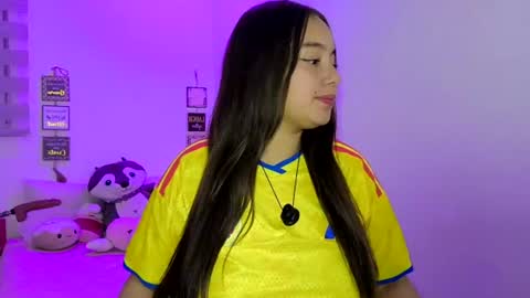 valeria online show from July 4, 2026, 5:35 am