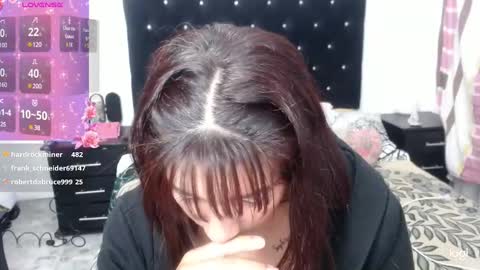 valeria online show from February 17, 2025, 4:53 am