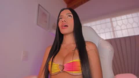    online show from September 12, 2025, 10:10 pm