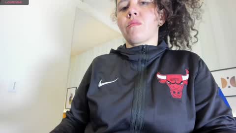 Snapshot of valeriaa_soler chatting on February 3, 2025, 12:25 pm Valeria online show from February 3, 2025, 12:25 pm