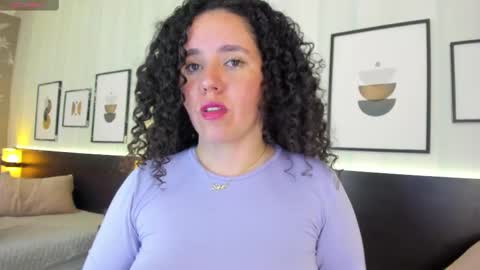 Snapshot of valeriaa_soler chatting on February 22, 2025, 3:58 pm Valeria online show from February 22, 2025, 3:58 pm