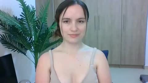 Snapshot of valeriafrannco chatting on January 21, 2025, 12:04 am valeriafrannco online show from January 21, 2025, 12:04 am