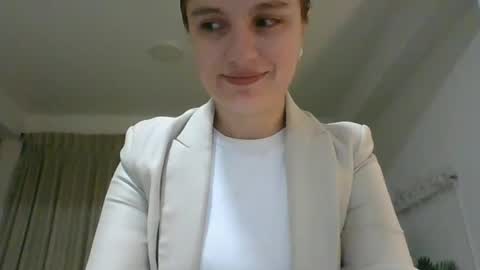 Snapshot of valeriafrannco chatting on October 7, 2025, 11:57 pm valeriafrannco online show from October 7, 2025, 11:57 pm