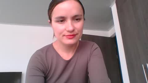valeriafrannco online show from April 2, 2026, 7:11 pm