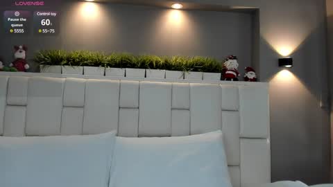 ValeriaGarciax online show from December 9, 2024, 12:08 pm