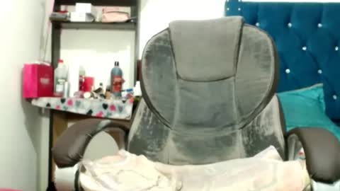 ValeriaHotye online show from October 10, 2025, 6:51 pm