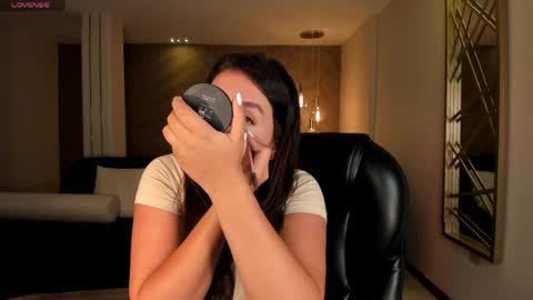 Valeria online show from April 6, 2026, 10:27 am