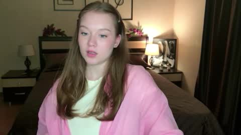 Snapshot of valericherry chatting on May 7, 2026, 12:54 pm ValeriCherry online show from May 7, 2026, 12:54 pm
