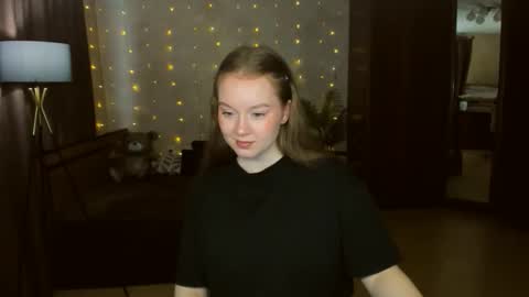 Snapshot of valericherry chatting on May 10, 2026, 9:47 am ValeriCherry online show from May 10, 2026, 9:47 am