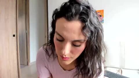 Snapshot of valerie777moonrise chatting on November 16, 2025, 8:36 pm Agape online show from November 16, 2025, 8:36 pm