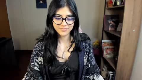 Val  online show from March 5, 2025, 2:14 am