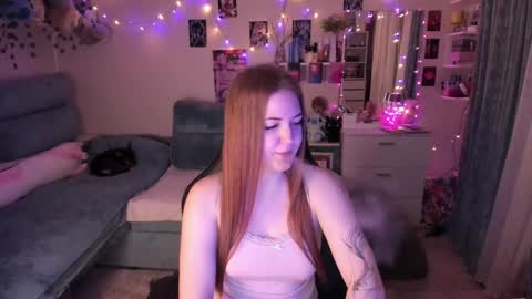 Lera online show from October 13, 2025, 4:51 pm