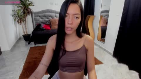 Snapshot of valerie_fox19 chatting on February 25, 2026, 4:16 pm Valerie fox online show from February 25, 2026, 4:16 pm