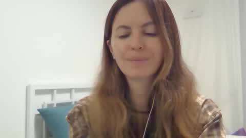 Snapshot of valerie_rose777 chatting on November 6, 2025, 8:10 pm valerie_rose777 online show from November 6, 2025, 8:10 pm