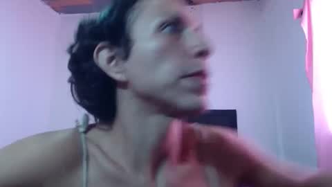 Snapshot of valerie_rousse chatting on February 7, 2025, 4:56 pm valerie_rousse online show from February 7, 2025, 4:56 pm