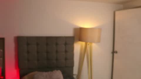Snapshot of valeriebony chatting on December 19, 2024, 4:13 am Valerie Style3 online show from December 19, 2024, 4:13 am