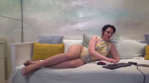 Snapshot of valeriecoy chatting on January 8, 2025, 7:34 pm Valerie online show from January 8, 2025, 7:34 pm