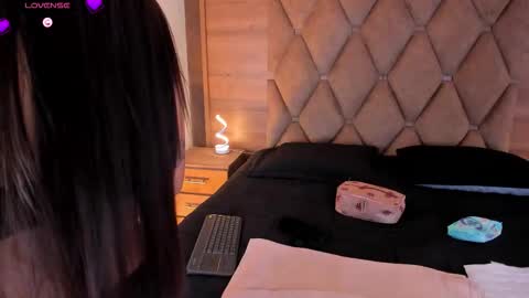 valeriekhaleesi online show from March 21, 2026, 8:23 pm