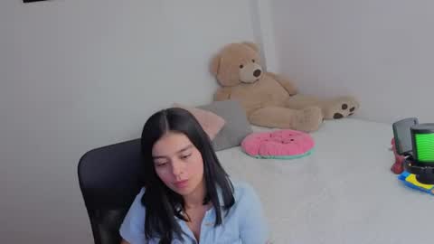 valerihouse_ online show from July 4, 2026, 12:28 am