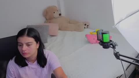 valerihouse_ online show from July 16, 2026, 2:17 am