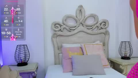 Snapshot of valerith_vega chatting on October 14, 2025, 11:44 am online show from October 14, 2025, 11:44 am