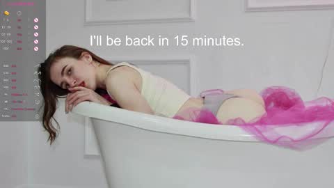 valeritiio online show from October 2, 2025, 3:35 am