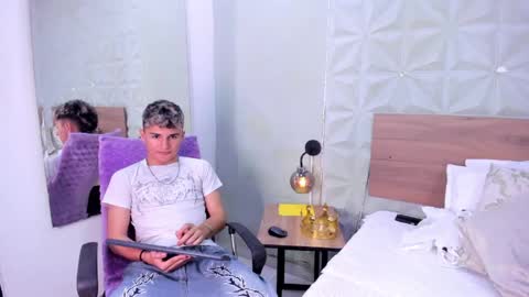 V A L E R I U S  online show from May 21, 2026, 1:12 am