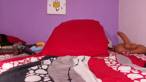 Snapshot of valery_97 chatting on February 8, 2025, 9:13 am Valeryn online show from February 8, 2025, 9:13 am